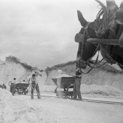 Larnage Terrassier 04 Remplissage Des Wagonnets